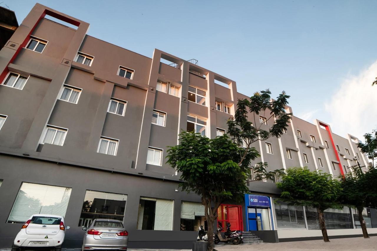 OYO Townhouse 234 SS Aero Prime Shamshabad Exterior foto