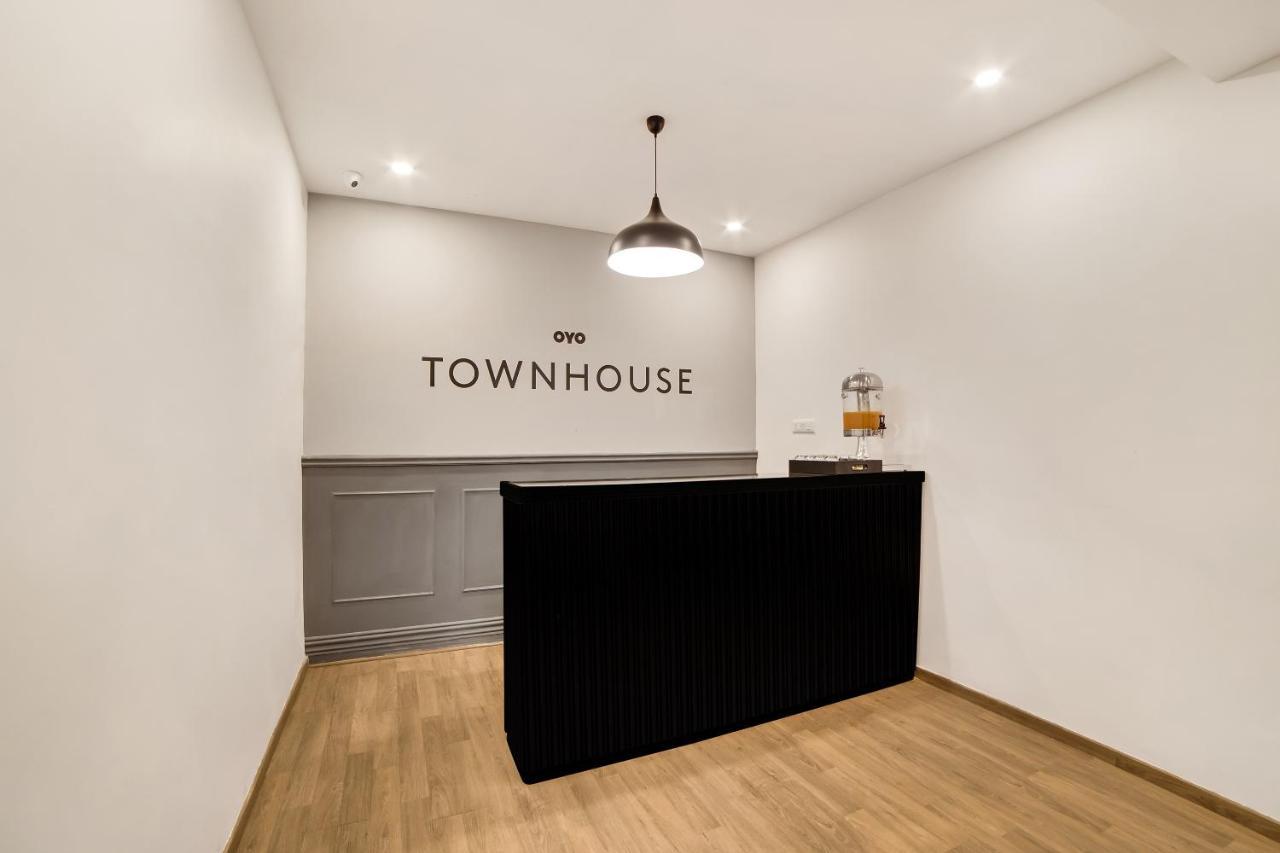 OYO Townhouse 234 SS Aero Prime Shamshabad Exterior foto