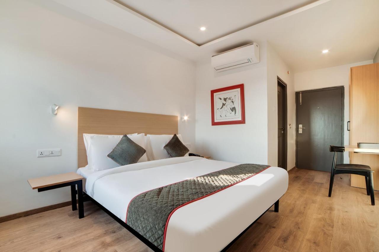 OYO Townhouse 234 SS Aero Prime Shamshabad Exterior foto