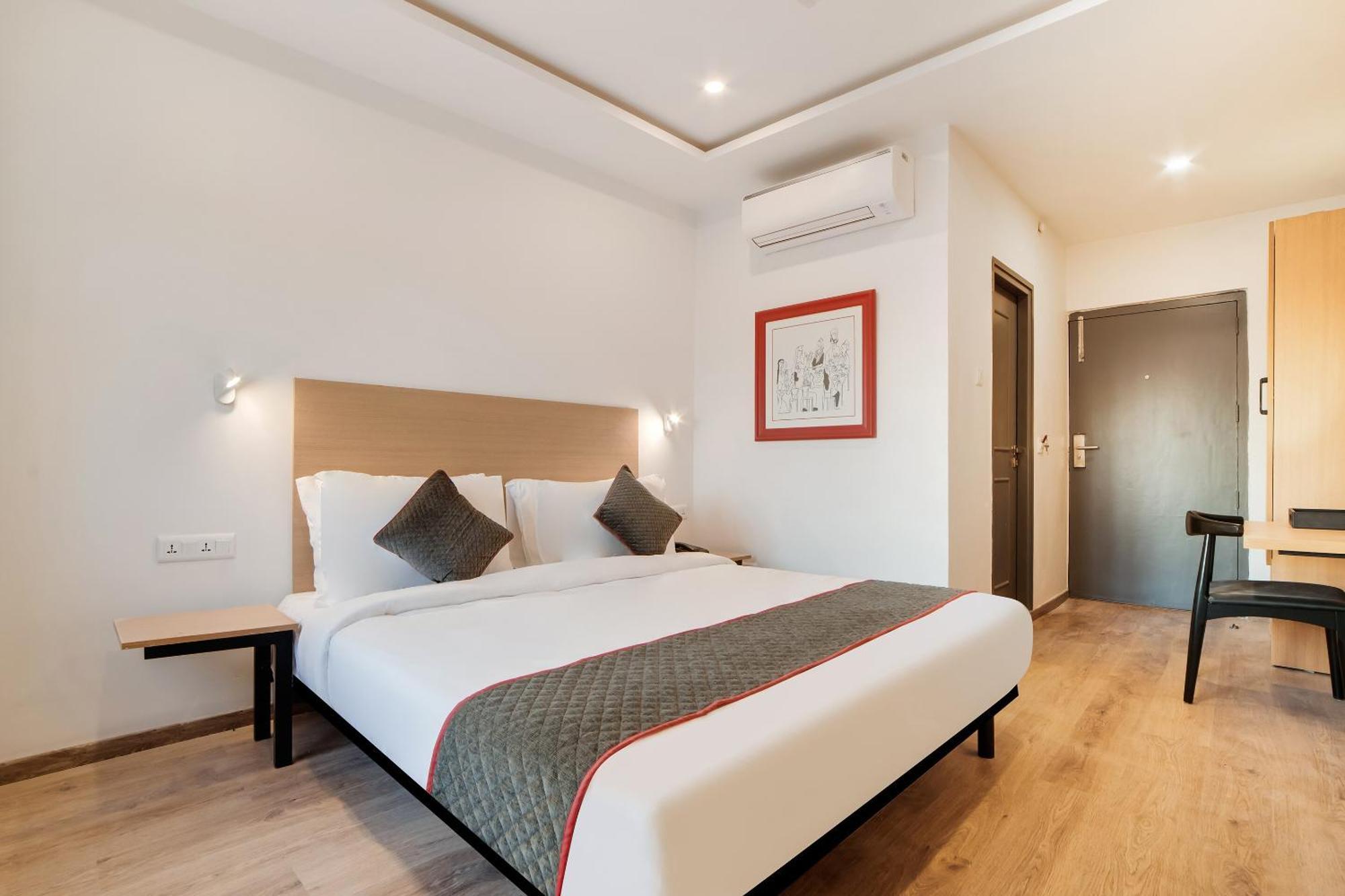 OYO Townhouse 234 SS Aero Prime Shamshabad Exterior foto