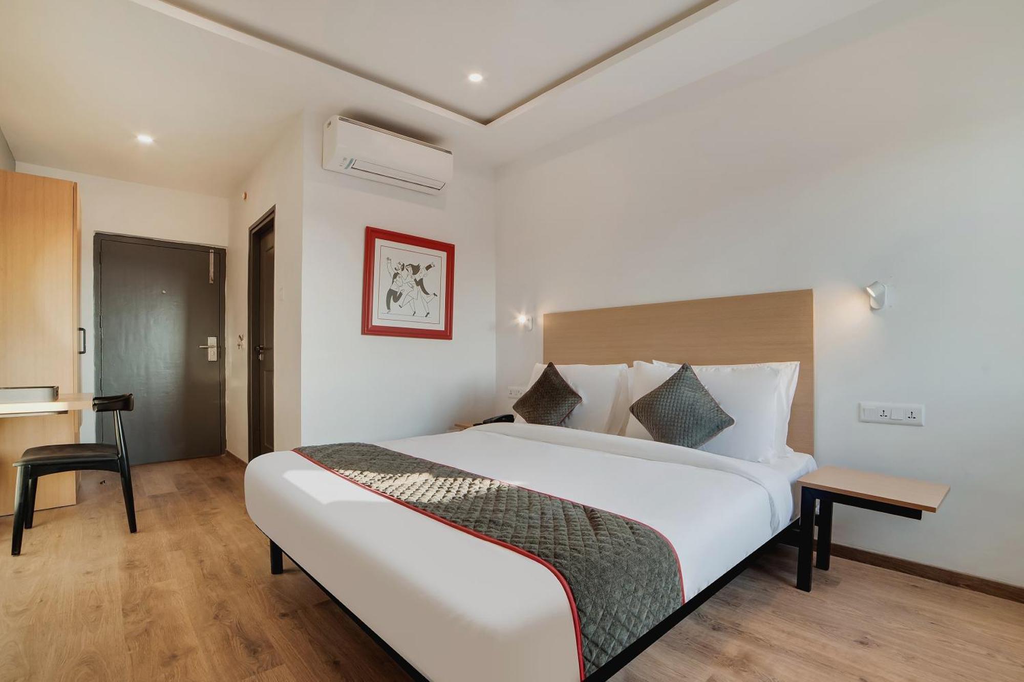 OYO Townhouse 234 SS Aero Prime Shamshabad Exterior foto